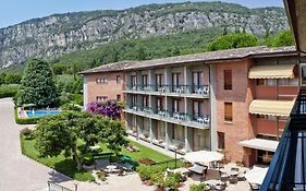 Hotel Gabbiano - Garda Lake Collection