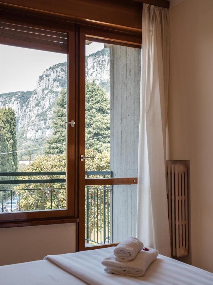 Hotel Gabbiano - Garda Lake Collection Esterno foto